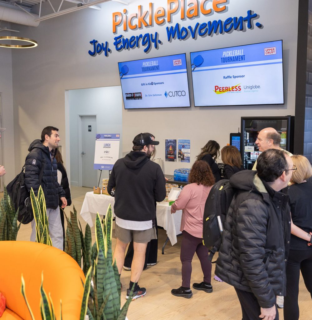 img-66_54965427608_o